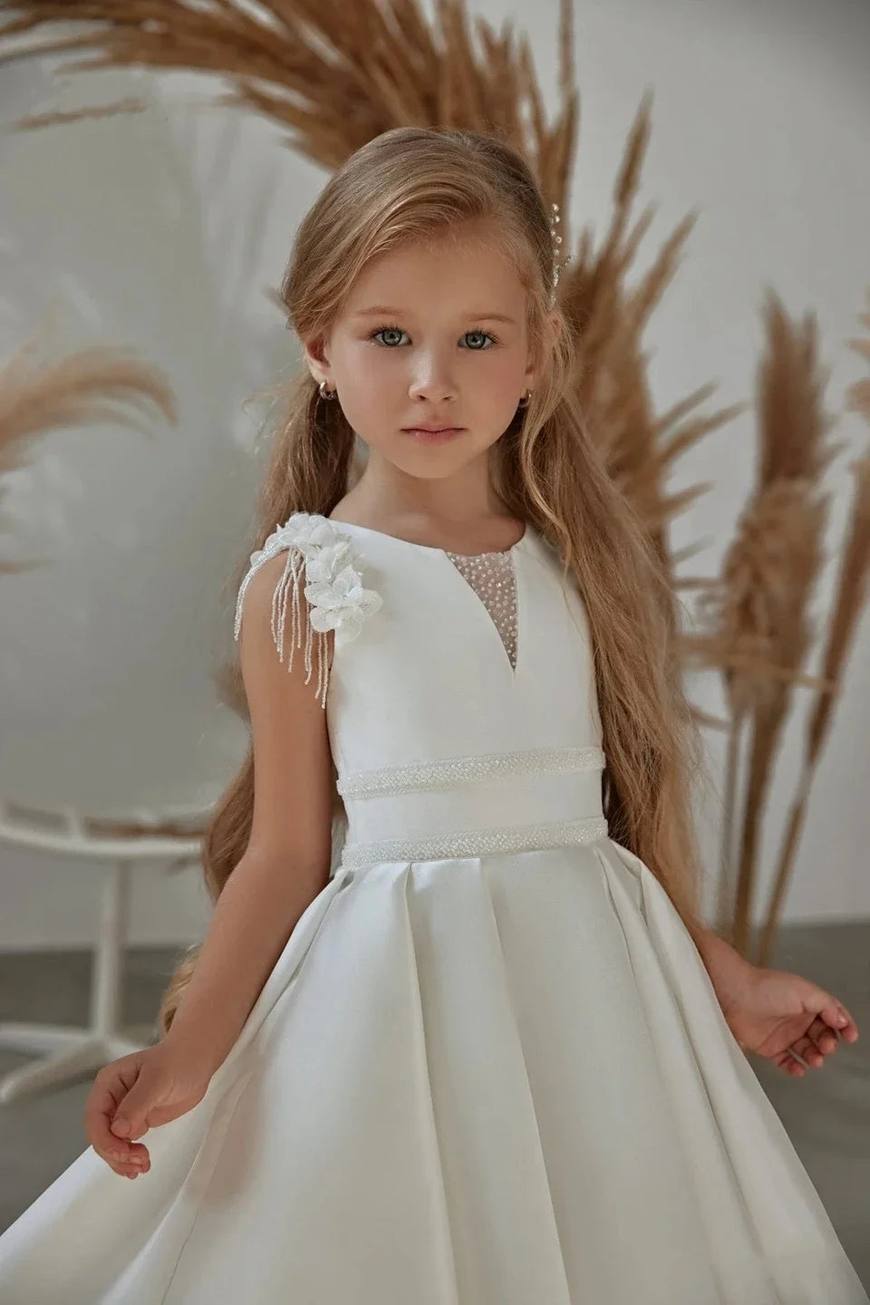 Customized  Flower Girl Dress for Weddings 3D Flowers Beaded Satin A-line Long Birthday Pageant Robe First Communion Gown