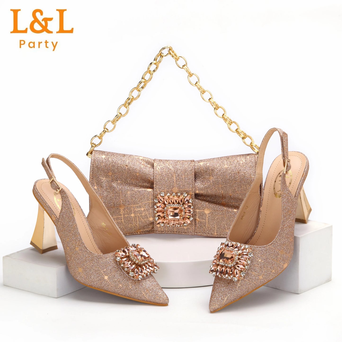 2024 Latest Italian Design African Women's High Heels Pointed Toe Sandals Party Wedding Party Gold Color Shoes and Bags Set