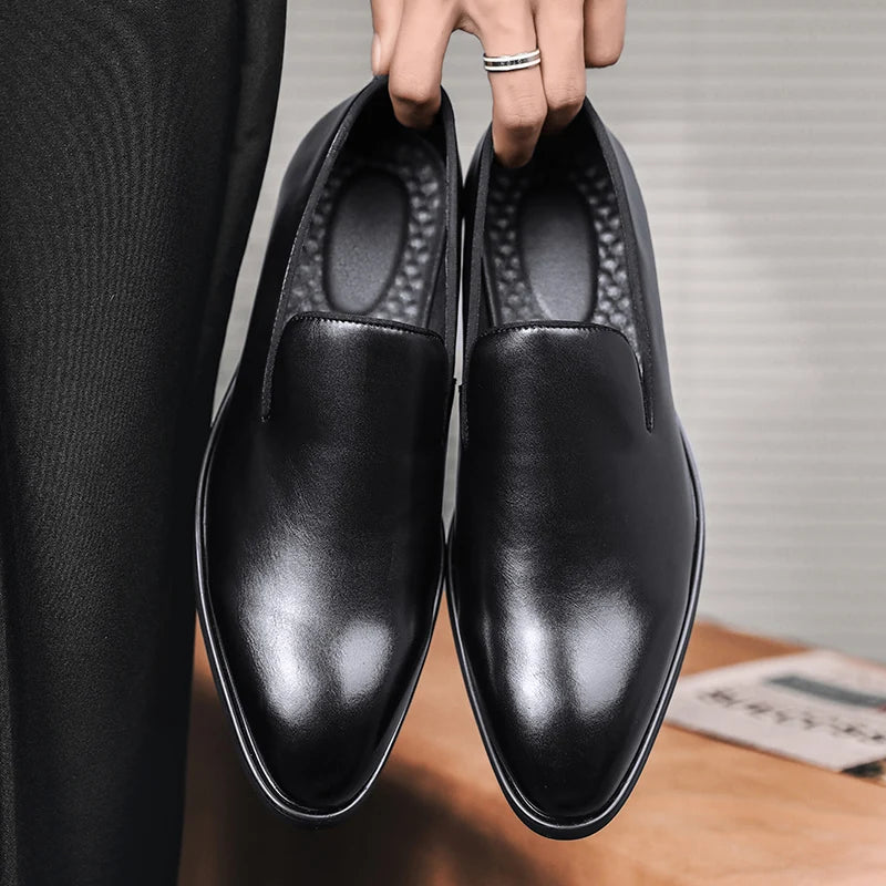 Business Formal Slip-On Leather Shoes Men's Casual Moccasins Black Wedding Shoes Dress Fashion Oxford Shoes Pointed Office Shoes