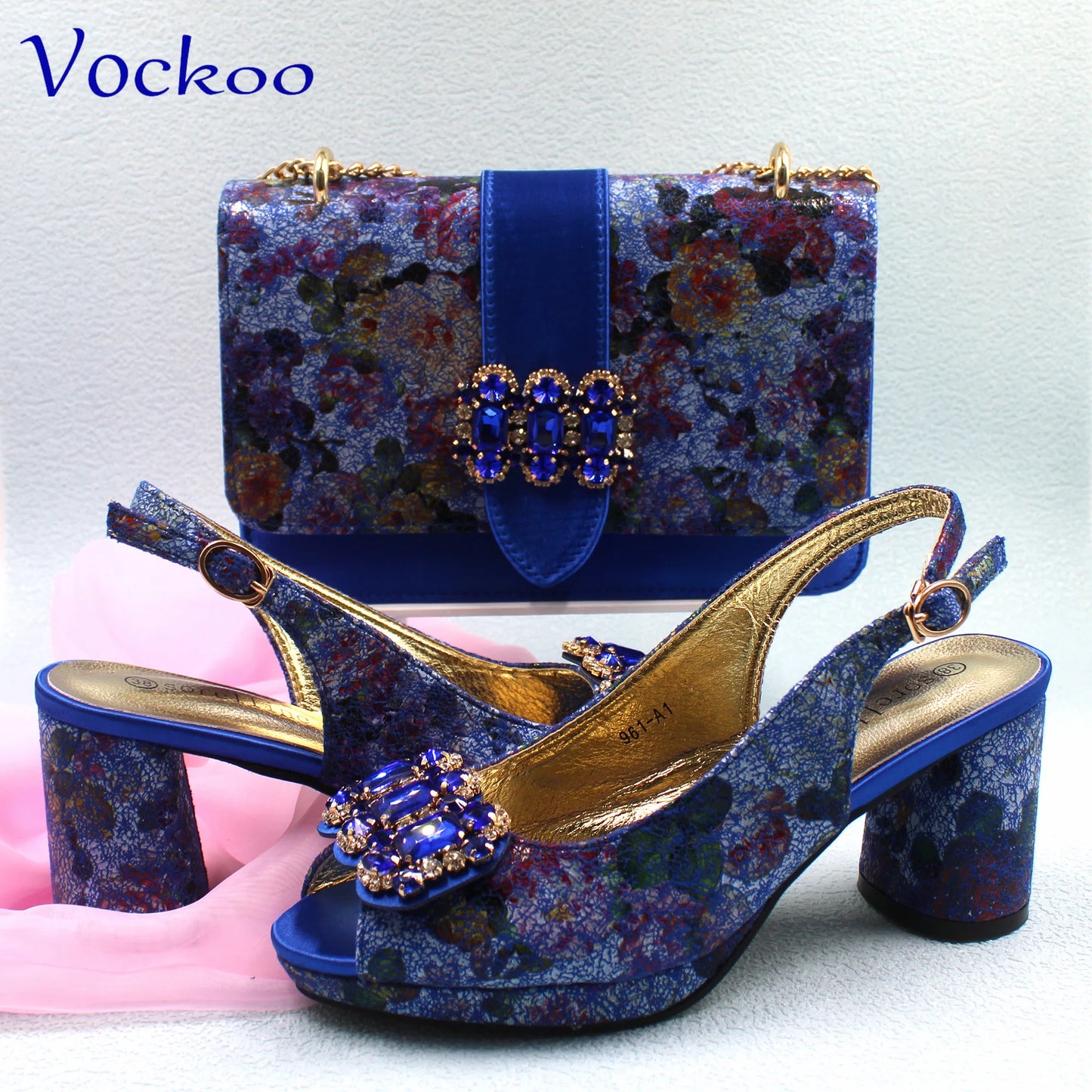 2024 Italian Matching Shoes and Bag Set in Coffee   Color High Quality New Design Special Comfortable Heels for Wedding