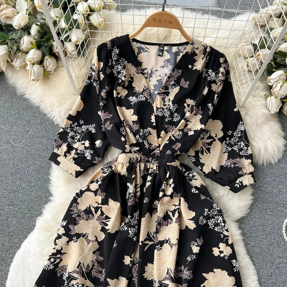 Summer Holiday Floral Beach Wrap Dress Women V Neck Short Sleeves Chic A Line Dress Bohemian Vintage Print Long Dress