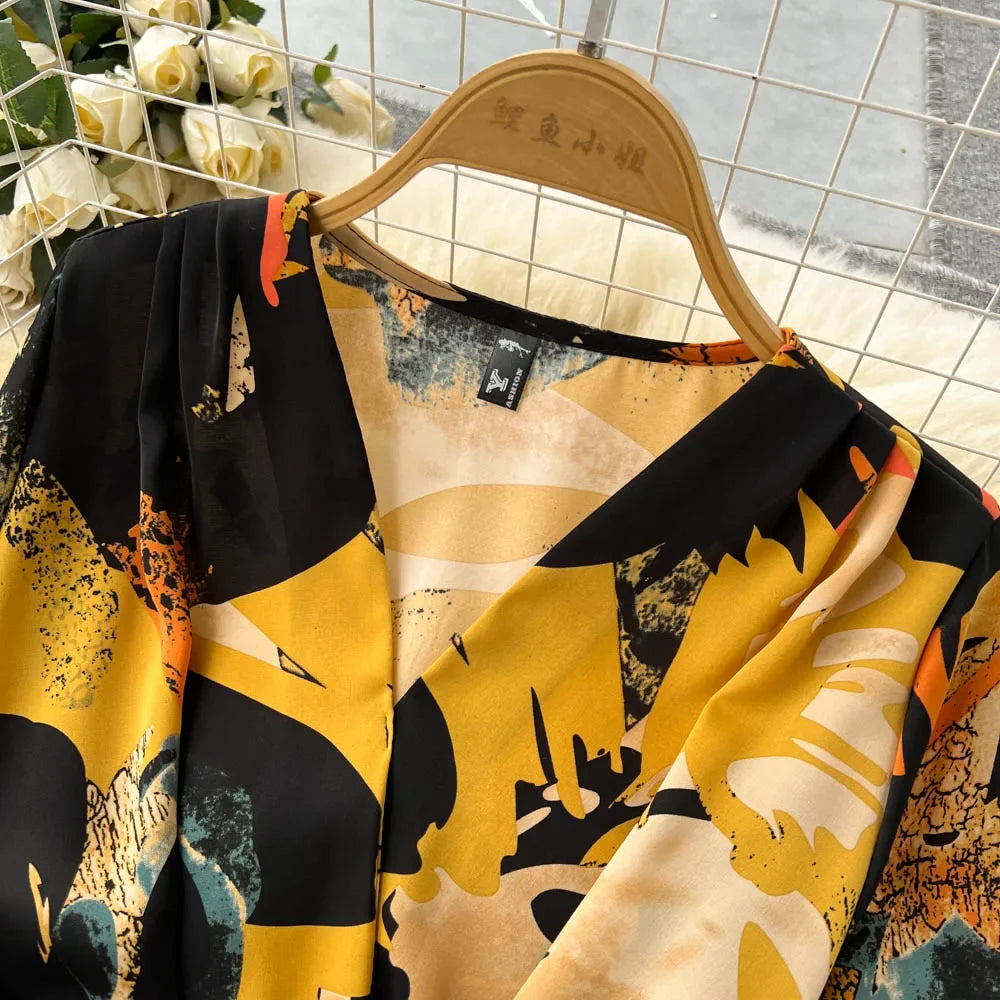 Summer Holiday Floral Beach Wrap Dress Women V Neck Short Sleeves Chic A Line Dress Bohemian Vintage Print Long Dress