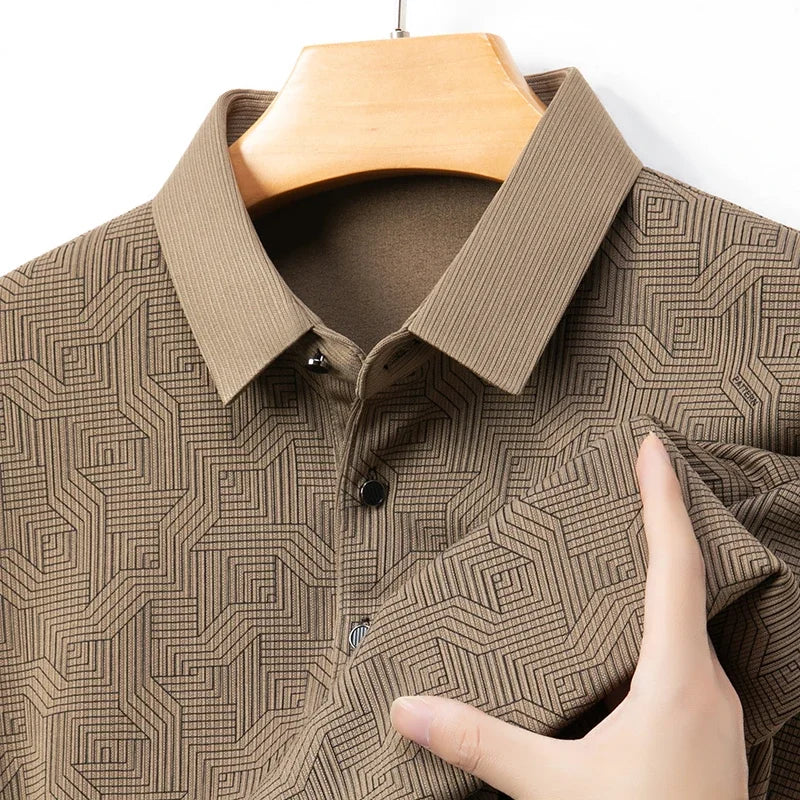 New Men's Business Casual Long Sleeved Shirt with Badge Solid Color Polo Shirt Fashionable Breathable Comfortable Versatile Top