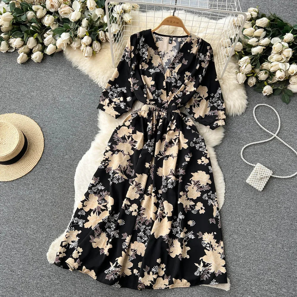 Summer Holiday Floral Beach Wrap Dress Women V Neck Short Sleeves Chic A Line Dress Bohemian Vintage Print Long Dress