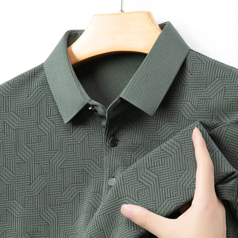 New Men's Business Casual Long Sleeved Shirt with Badge Solid Color Polo Shirt Fashionable Breathable Comfortable Versatile Top